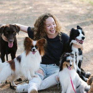 Kvinna_olika_hundar
